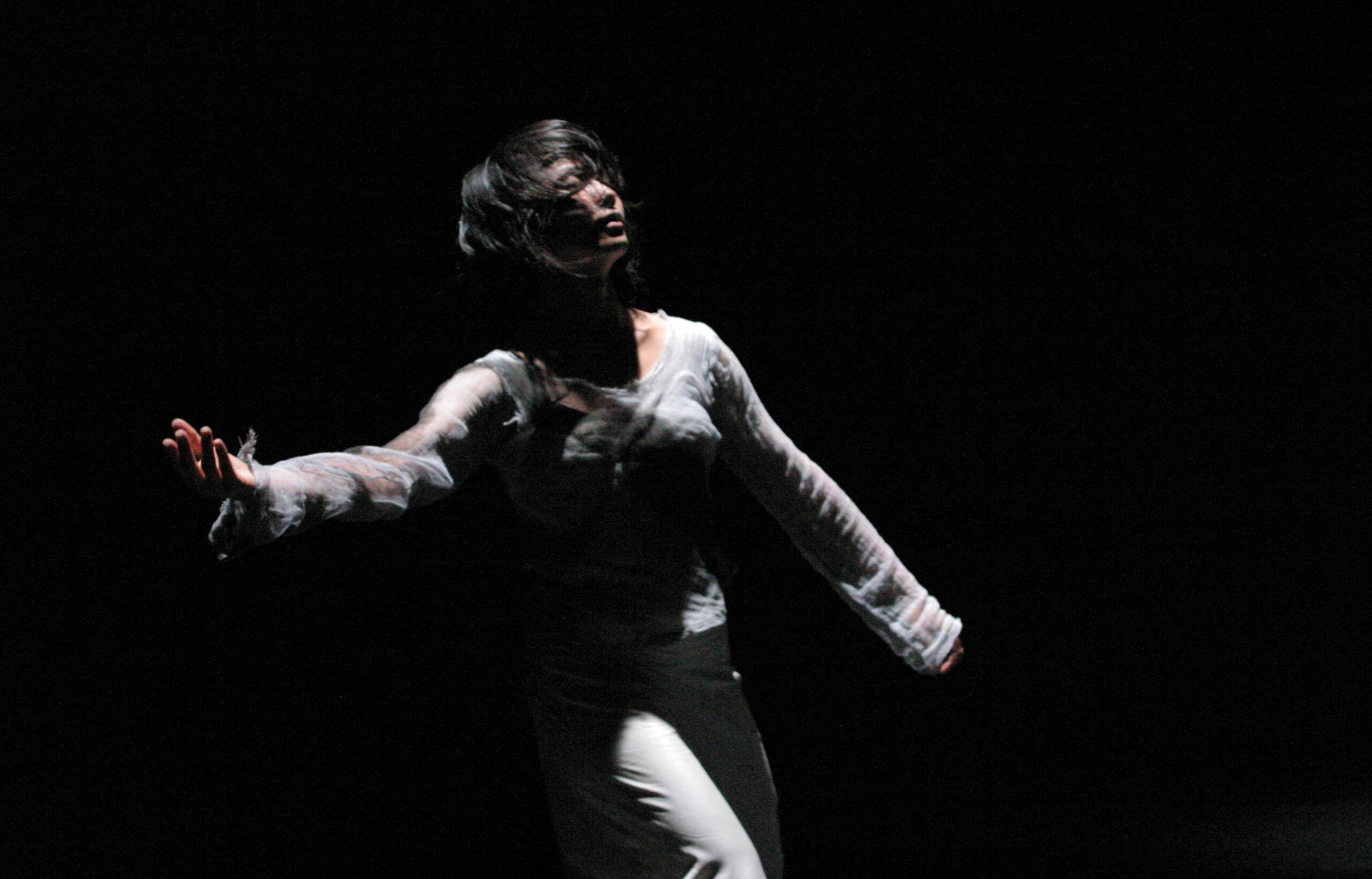 A collective practice of intention and repetition over 100 days — offering participants a personal and shared journey through small daily rituals. Rooted in slowness, it becomes a long-form offering of presence and transformation.